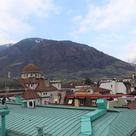 Апартаменти Ausblick Kleinjuwel Mit Panoramablick + Garage Мерано Екстер'єр фото